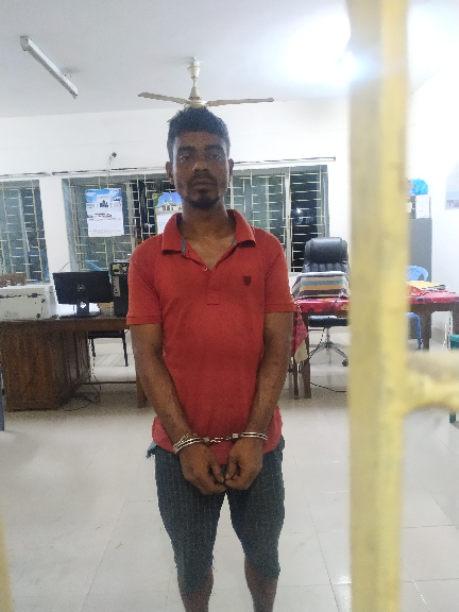 সরিষাবাড়িতে গাঁজা সহ চিহ্নিত মাদকসেবক মো: তুষার (৩৭) গ্রেফতার।