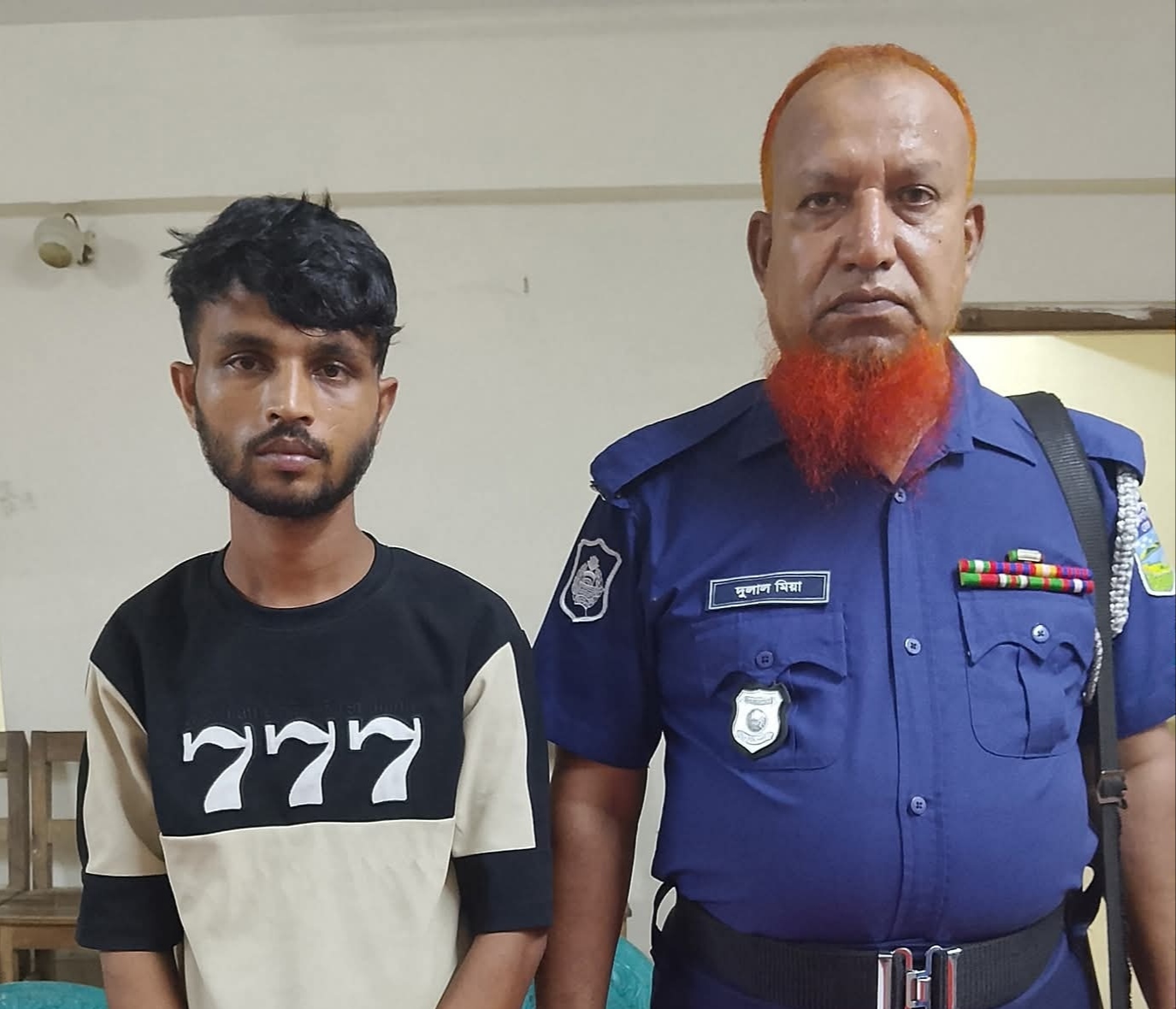 সরিষাবাড়ীতে পুলিশের অভিযানে ইয়াবাসহ মাদকসেবী আটক: