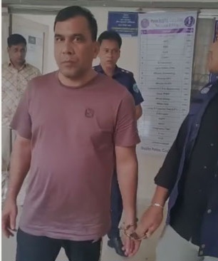 রাজশাহীর হুন্ডি ব্যবসায়ী চট্টগ্রামে আটক।