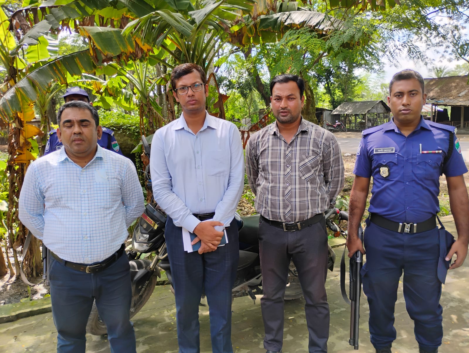 চুয়াডাঙ্গায় ভোক্তার অভিযানে ১টি প্রতিষ্ঠানকে ১ লক্ষ টাকা জরিমানা
