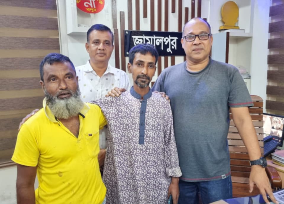 জামালপুরে ২০ বছরের জমির বিরোধ মীমাংসায় ওসি