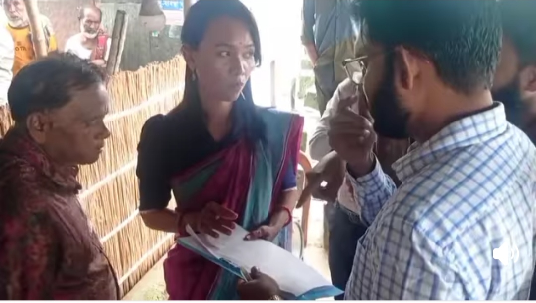জামালপুরের সরিষাবাড়ীতে প্রশাসন কর্তৃক জব্দকৃত বালু নিলামে বিক্রি।