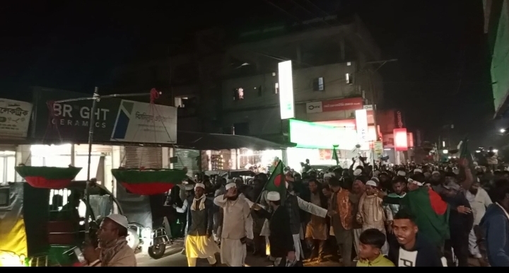 কিশোরগঞ্জের পুলেরঘাটে জামায়াতে ইসলামীর বিশাল মিছিল