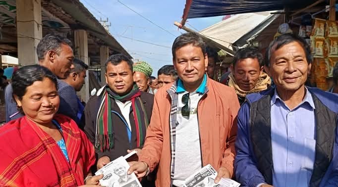 থানচিতে ভোটের হাওয়া গরম: বলি বাজারে বিএনপির গণসংযোগ ও লিফলেট বিতরণ