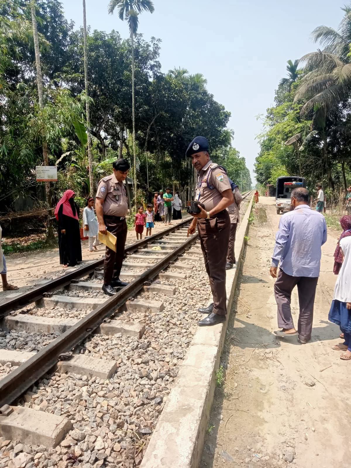 নরুন্দিতে ট্রেনের নিচে কাটা পড়ে বৃদ্ধার মর্মান্তিক মৃত্যু।