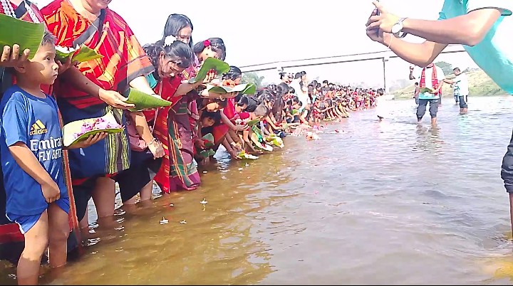রঙিন আয়োজনে ফুল বিজুতে বৈসাবির সূচনা থানচির বলীপাড়ায়