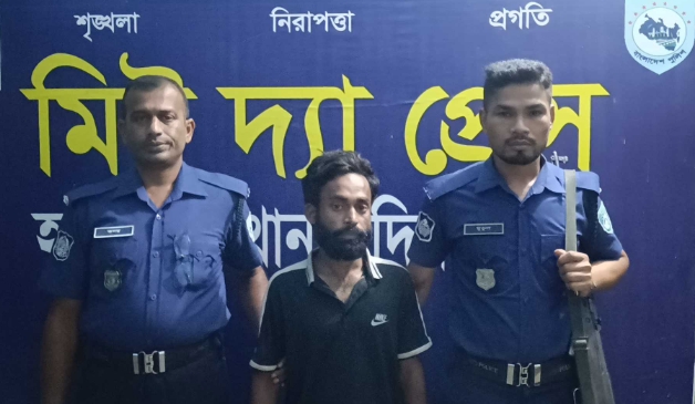 ভারতে অনুপ্রবেশের দায়ে আটক বিষ্ণুকে হস্তান্তর করল বিএসএফ
