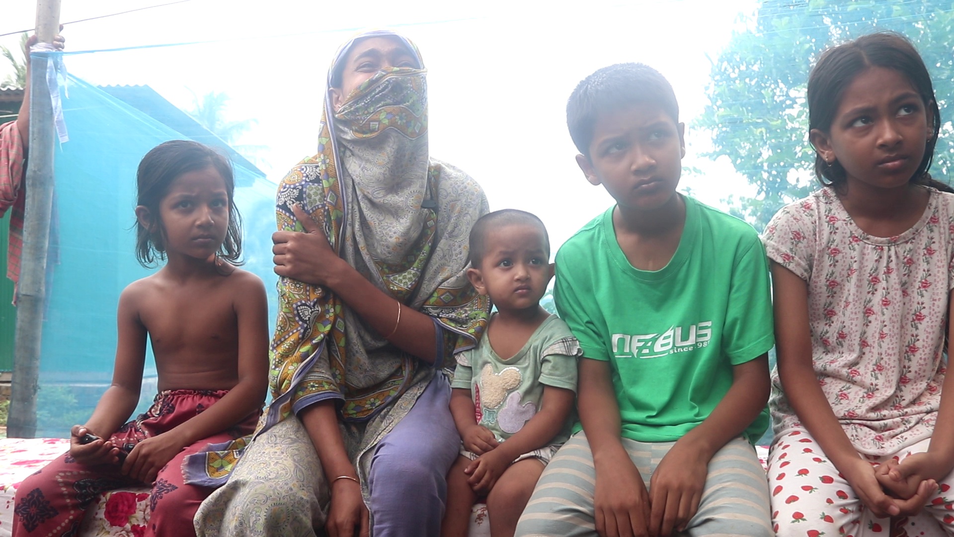 টুঙ্গিপাড়ায় শাশুড়ির নির্মম নির্যাতনে গৃহবধূ সুমি ঠাঁই হলো বাবার বাড়িতে