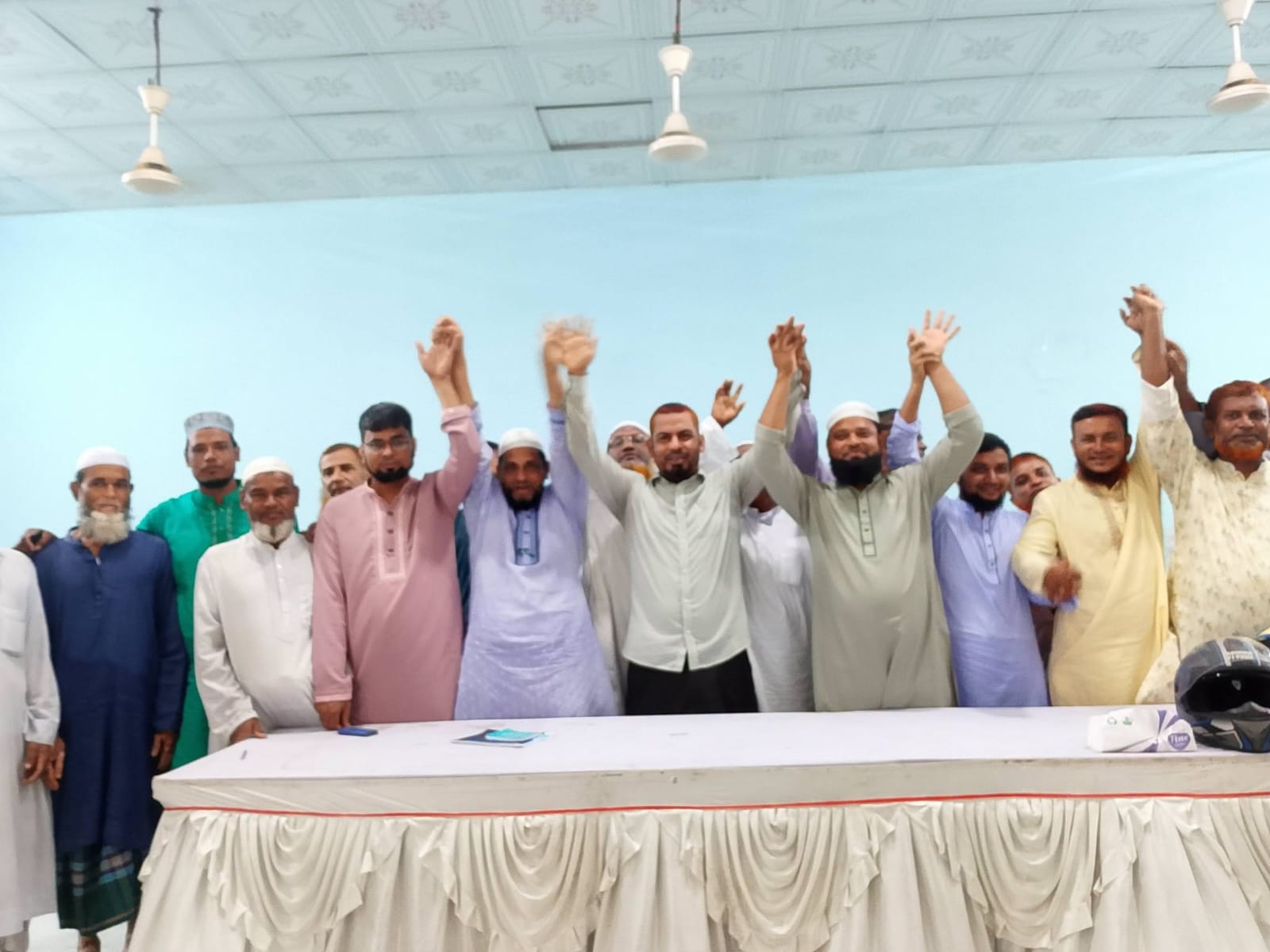 তারাগঞ্জে ৫ ইউনিয়নে জামায়াতের চেয়ারম্যান প্রার্থী ঘোষণা: মাঠে আছেন বিএনপি ও স্বতন্ত্র প্রার্থীরাও