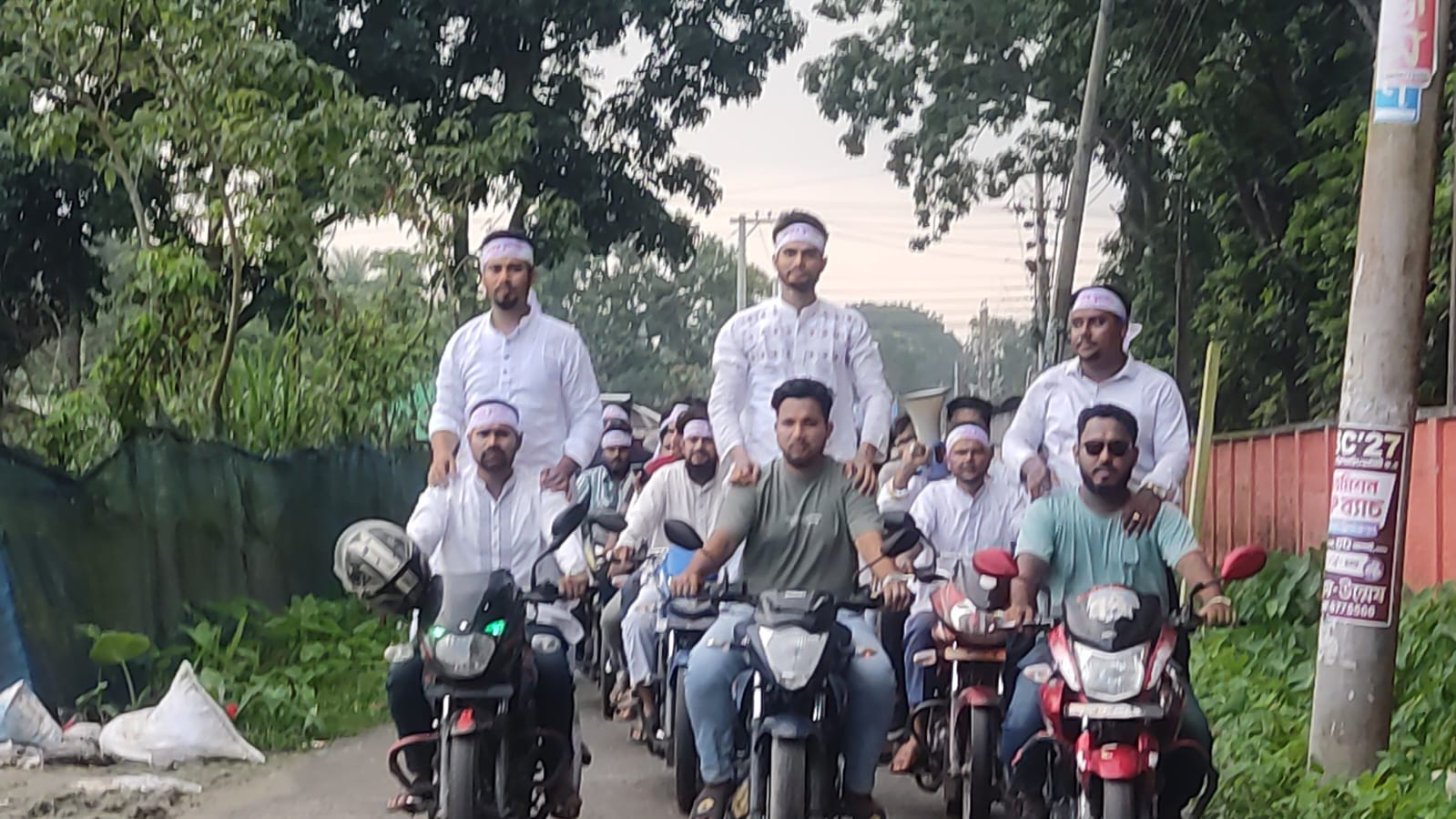 কুড়িগ্রামে যুবশক্তির বর্ণাঢ্য মোটরসাইকেল শোভাযাত্রা ও পেস কনফারেন্স সমাবেশ অনুষ্ঠিত
