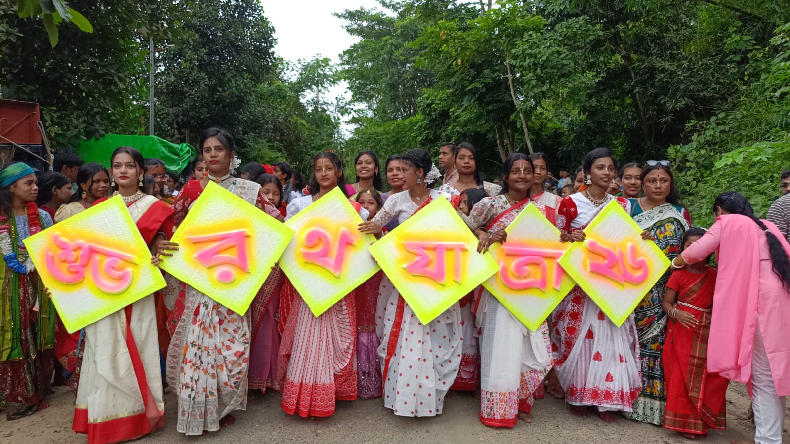 দীঘিনালায় ধর্মীয় ভাবগাম্ভীর্যের মধ্য দিয়ে অনুষ্ঠিত হলো হিন্দু ধর্মাবলম্বীদের রথযাত্রা