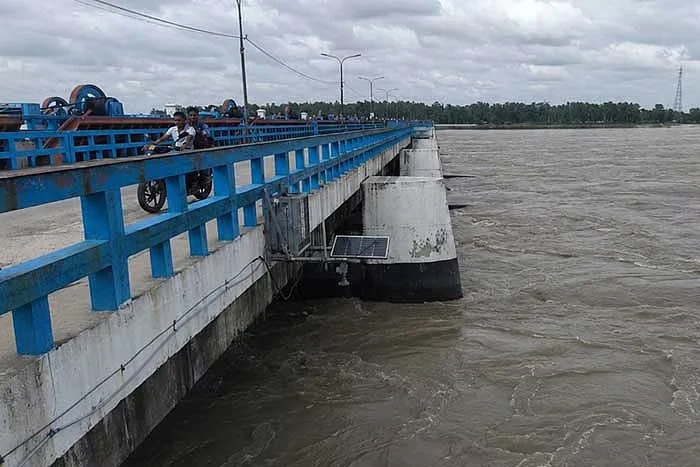 পানি বাড়ছে তিস্তায়, খুলে দেওয়া হয়েছে ৪৪ জলকপাট