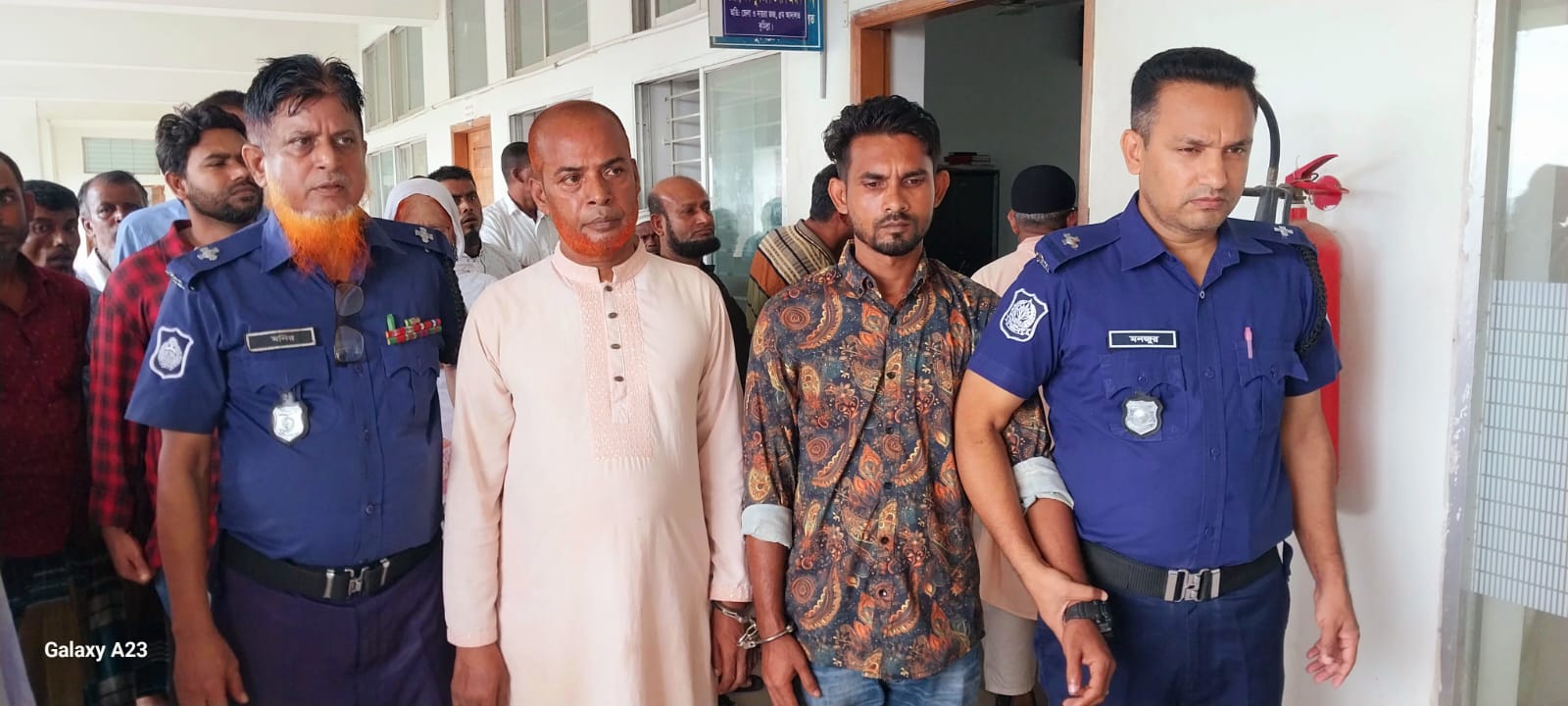 কুমিল্লায় ডাকাতি মামলায় একজনের ৭ বছর, চারজনের ৫ বছর সশ্রম কারাদণ্ড