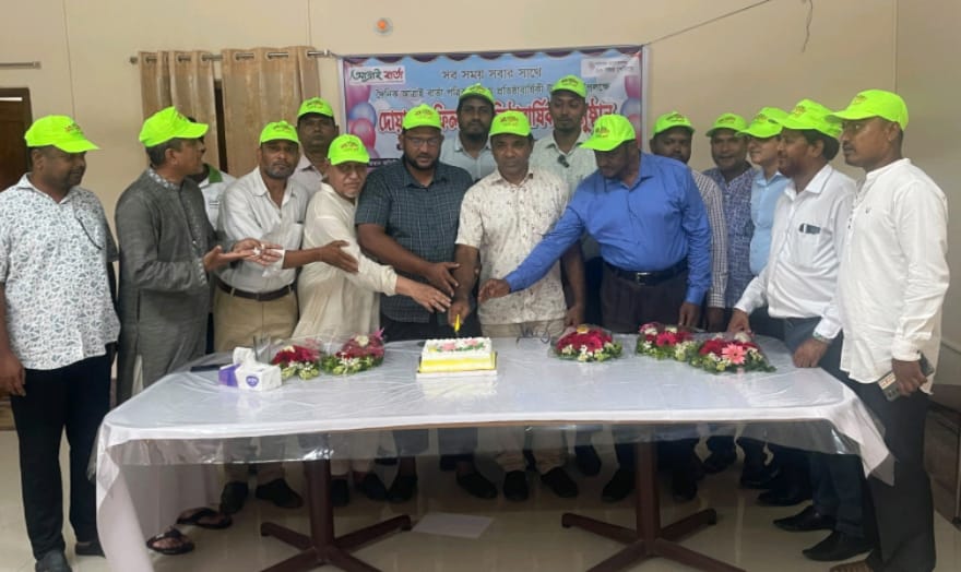 ১০ বছরে ‘আত্রাই বার্তা’—বর্ণাঢ্য আয়োজনে প্রতিষ্ঠাবার্ষিকী উদযাপন