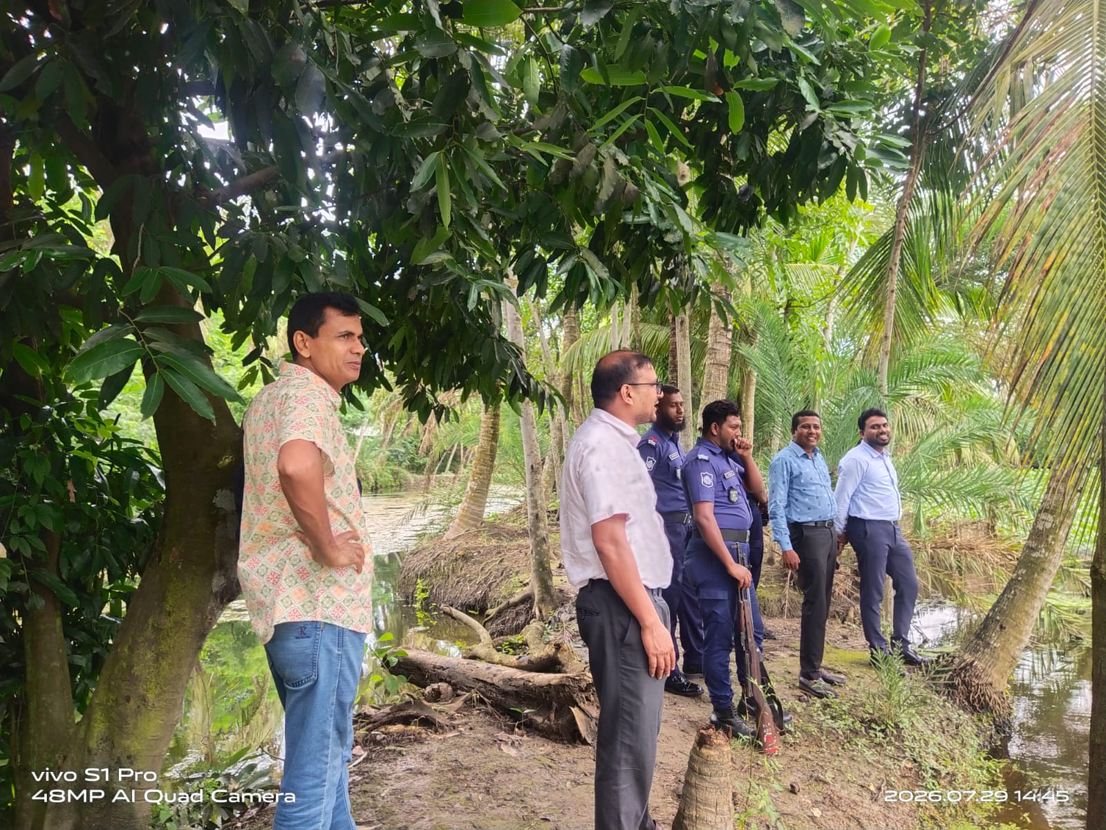 ভদ্রা খালে অবৈধ নেট-পাটা ও চায়না দুয়ারী জালের বিরুদ্ধে সাঁড়াশি অভিযান: দেশীয় প্রজাতির মাছ রক্ষায় নতুন আশা