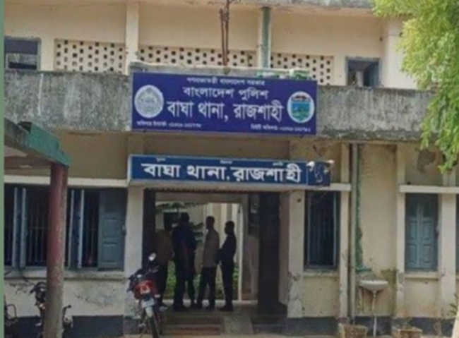 বাঘায় জমি বিরোধে বাড়িতে হামলা-লুটপাট,জোরপূর্বক ঘর নির্মাণের অভিযোগ