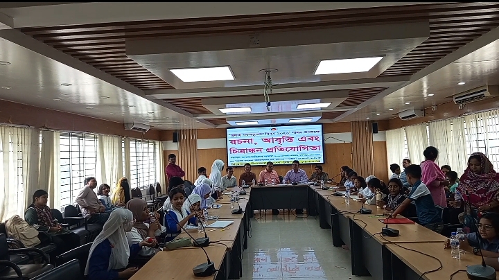 জুলাই গণঅভ্যুত্থান দিবস উপলক্ষে টুঙ্গিপাড়ায় রচনা, আবৃত্তি ও চিত্রাঙ্কন প্রতিযোগিতা অনুষ্ঠিত