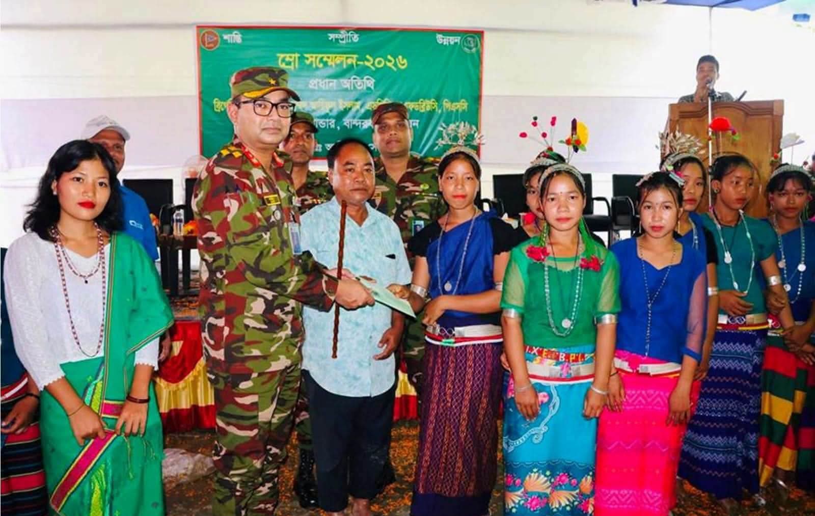 তিন পার্বত্য অঞ্চলে সেনাবাহিনীর ১৫ দিনের মানবিক কার্যক্রম,চিকিৎসা, শিক্ষা, ক্রীড়া ও বৃক্ষরোপণে উপকৃত শত শত পরিবার