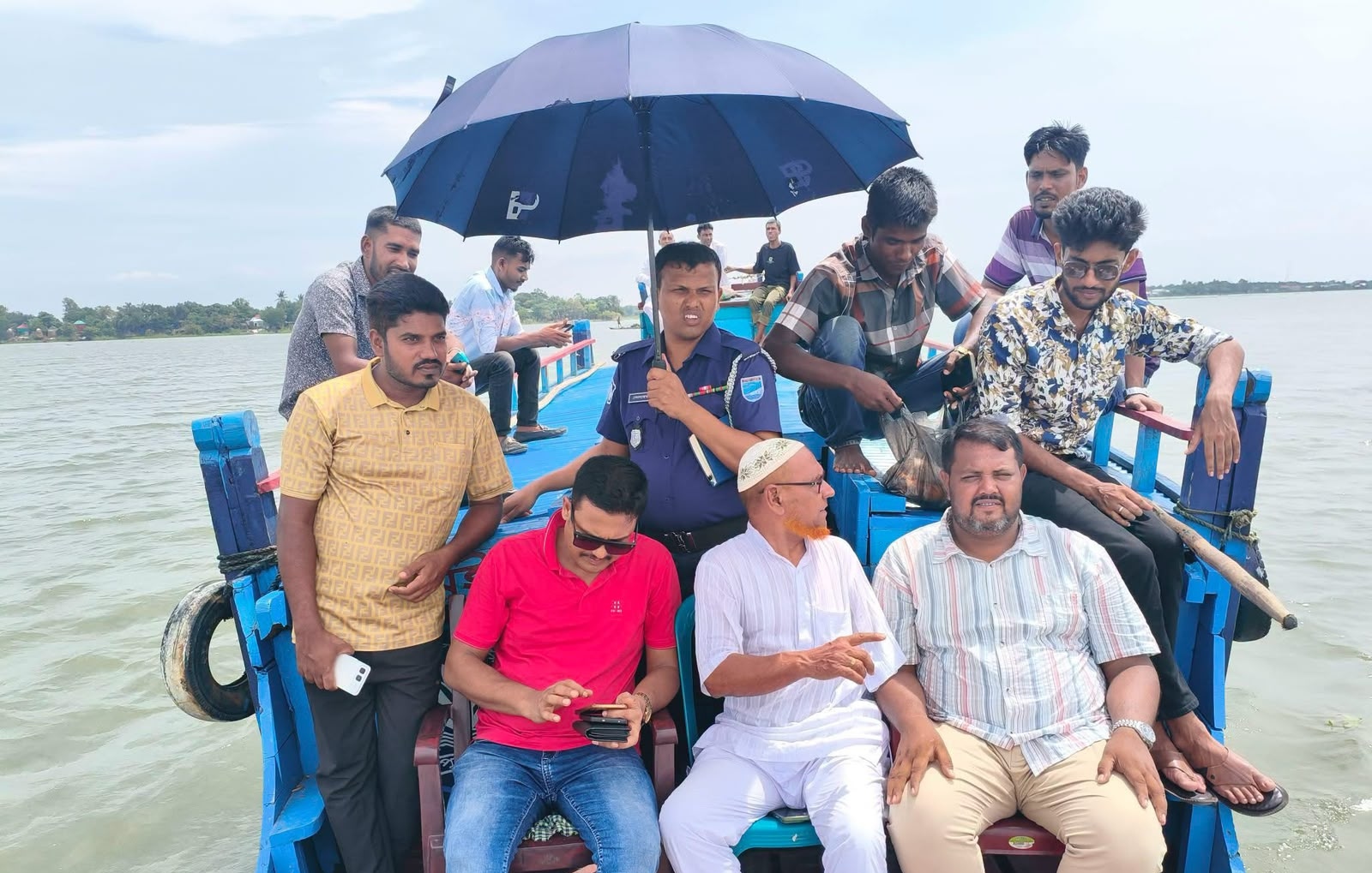 মিঠামইন হাওরে চুরি, ডাকাতি ও ছিনতাই রোধে পুলিশের বিশেষ অভিযান