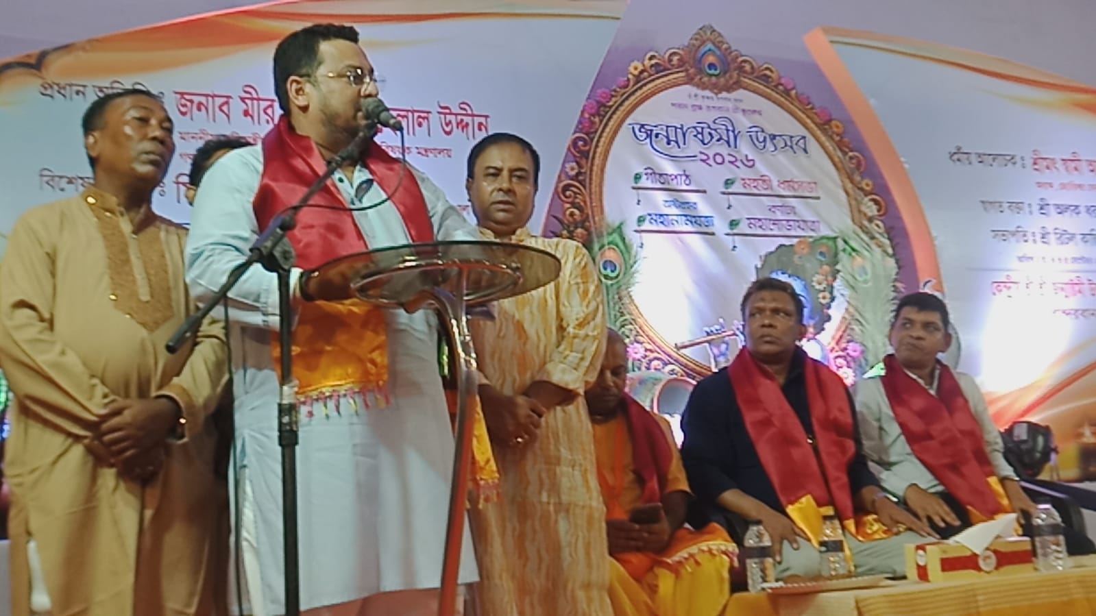 কৃষ্ণের বাঁশিতে মিলনের সুর – ৩ দিনব্যাপী জন্মাষ্টমী শুরু আজ