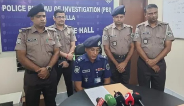 কুমিল্লায় ধানকাটার শ্রমিক সেজে বৃদ্ধাকে হত্যা, মূল পরিকল্পনাকারীসহ গ্রেপ্তার-৩