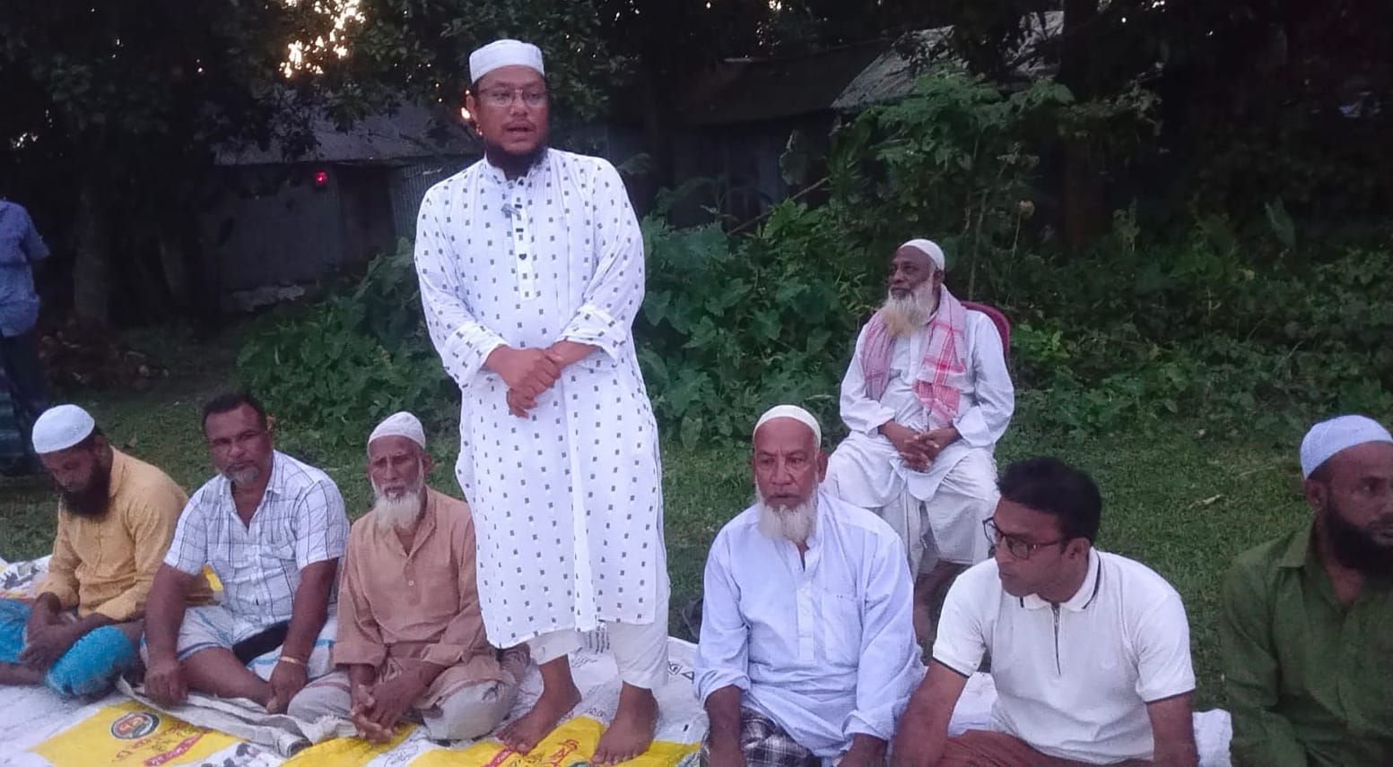 আসন্ন কুলিয়ারচর পৌরসভা নির্বাচনে মেয়র প্রার্থী হাফেজ মাও: হারুনুর রশিদের সুধী সমাবেশ অনুষ্ঠিত