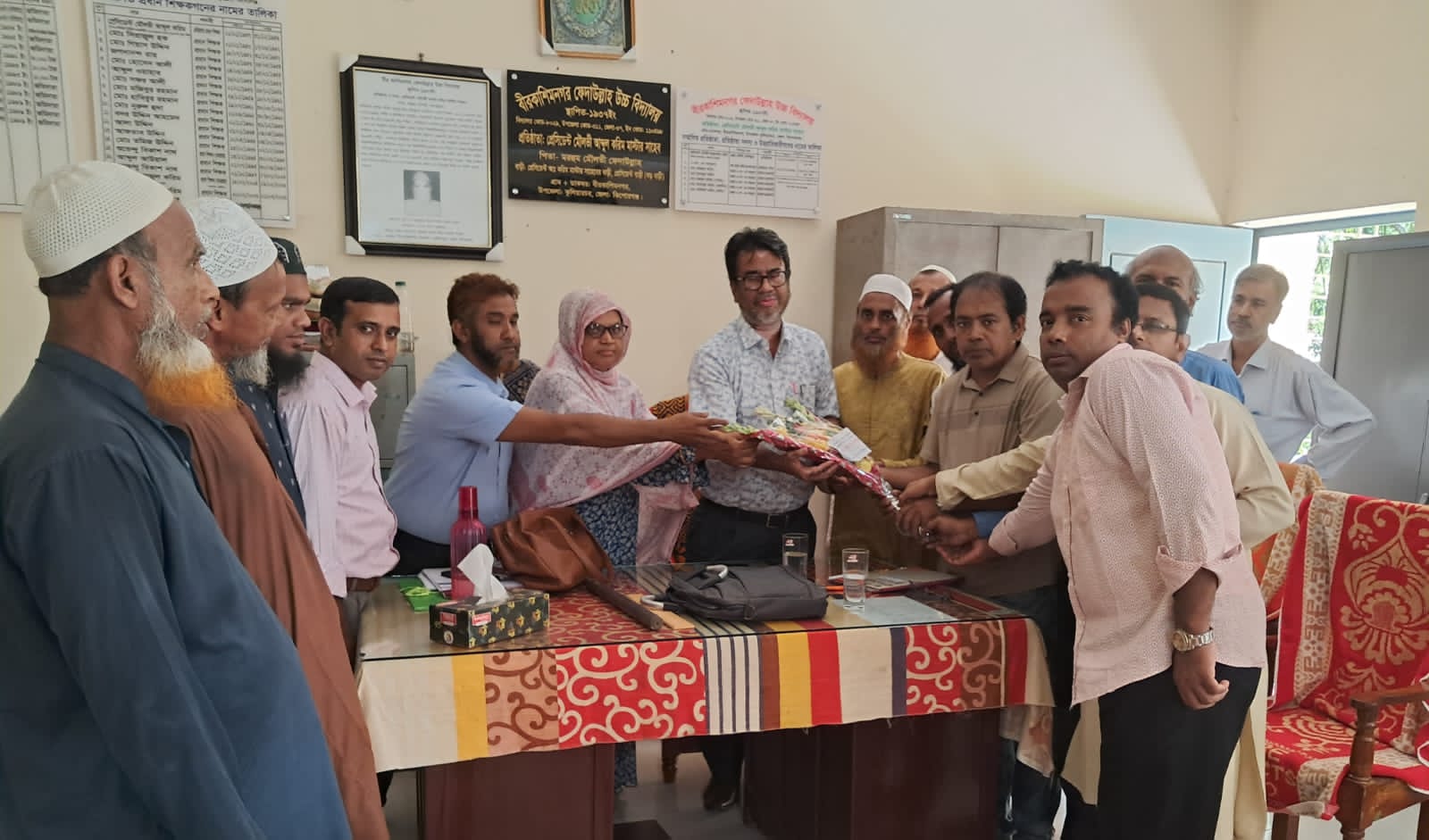 কুলিয়ারচরে বীর কাশিমনগর ফেদাউল্লাহ উচ্চ বিদ্যালয়ের নবগঠিত এডহক কমিটির পরিচিতি সভা অনুষ্ঠিত