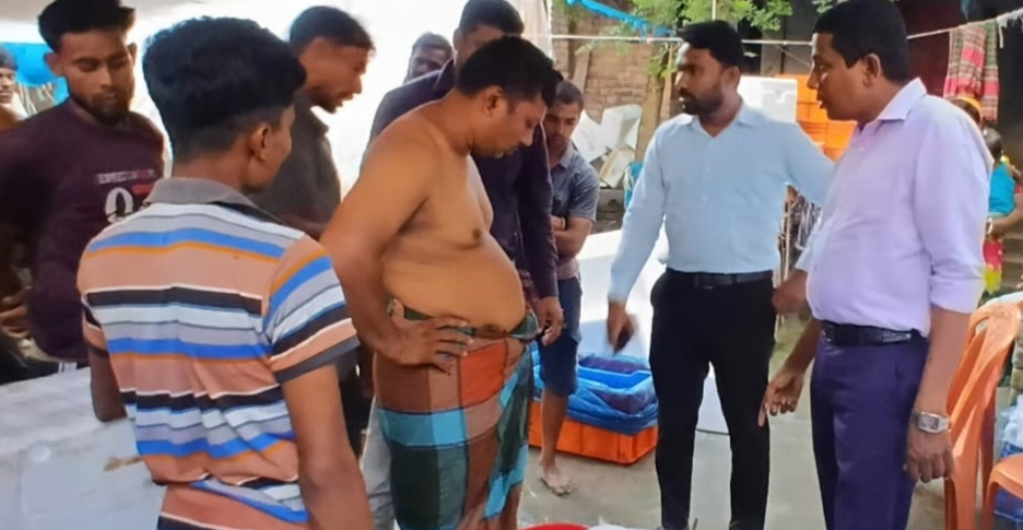 ডুমুরিয়ায় পুশবিরোধী অভিযান, ১০০ কেজি চিংড়ি ধ্বংস
