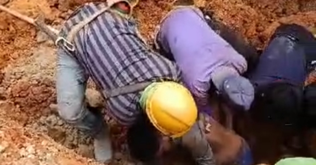 মালয়েশিয়ায় মাটিচাপায় টুঙ্গিপাড়ার শরিফুলের মৃত্যু, দেশে ফেরার স্বপ্ন অপূর্ণ