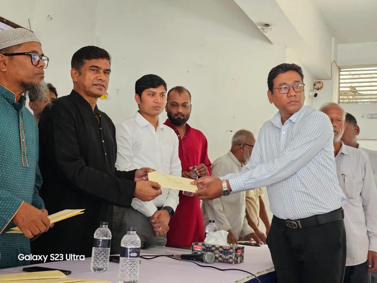 দেবীগঞ্জে দুর্গাপূজা উপলক্ষে জিআর চাল, বিতরণ, নিরাপত্তায় সিসিটিভি স্থাপনের ওপর গুরুত্ব