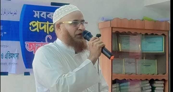 লেদা ইবনে আব্বাস মাদ্রাসার প্রতিষ্ঠাতা পরিচালক ক্বারী শাকের আহমদের সুস্থতা কামনায় দোয়া প্রার্থনা
