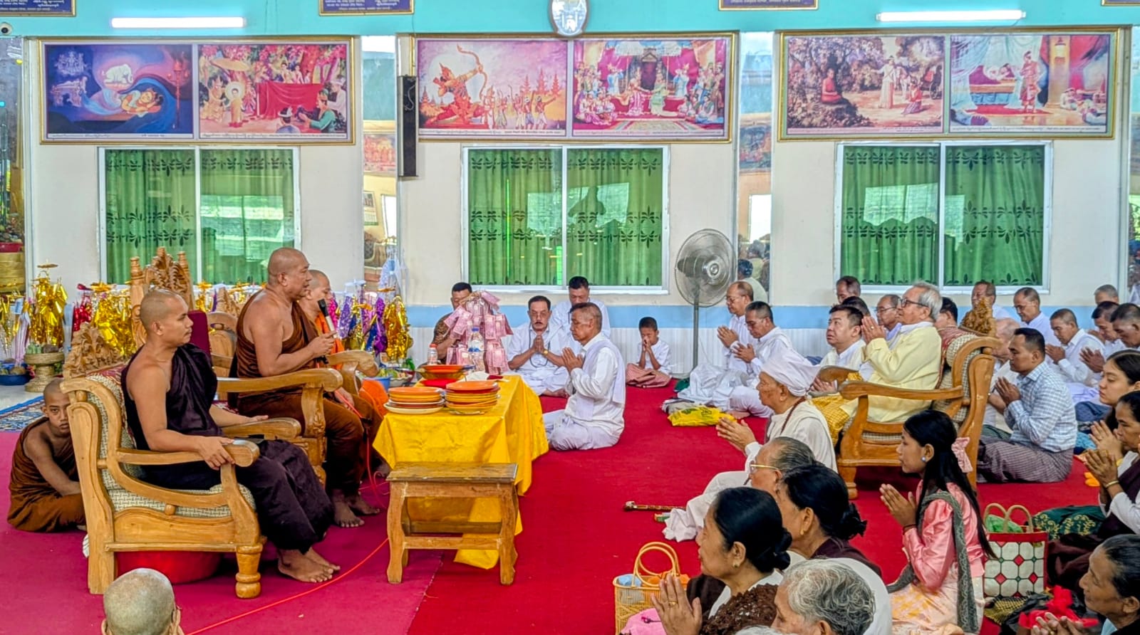আলোকসজ্জা, প্রদীপ প্রজ্বালন ও ফানুসে উৎসবমুখর বান্দরবান