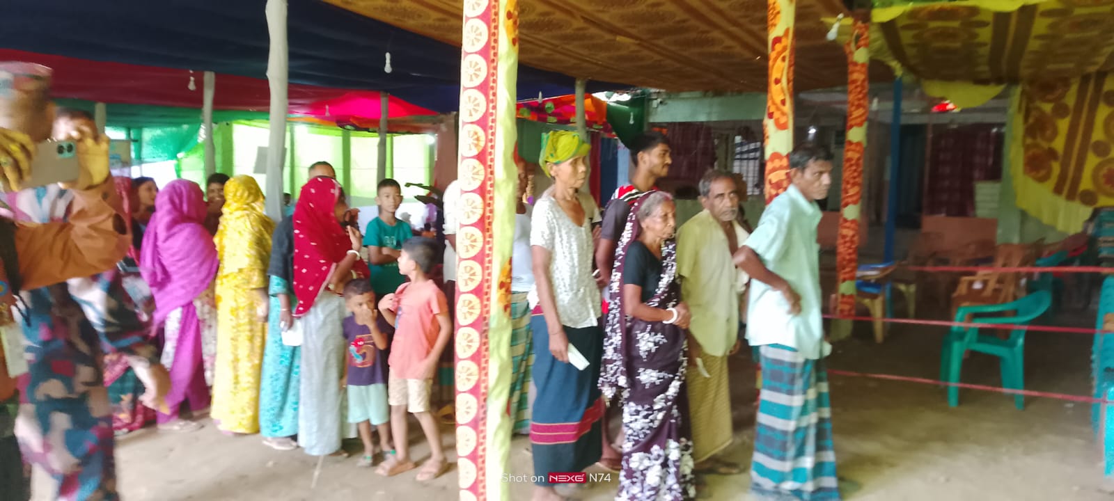 দুর্গোৎসবে মানবিক উদ্যোগ: থানচিতে ৩৮ বিজিবির চিকিৎসাসেবা